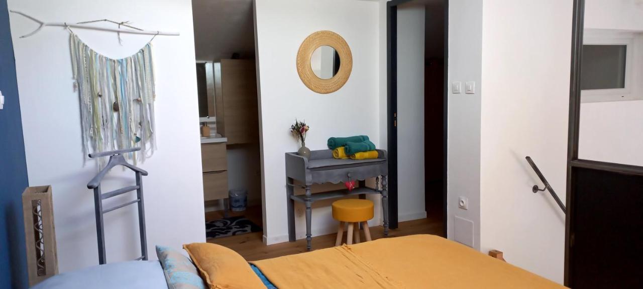 Charmant Logement Avec Terrasse Salinelles Exterior photo